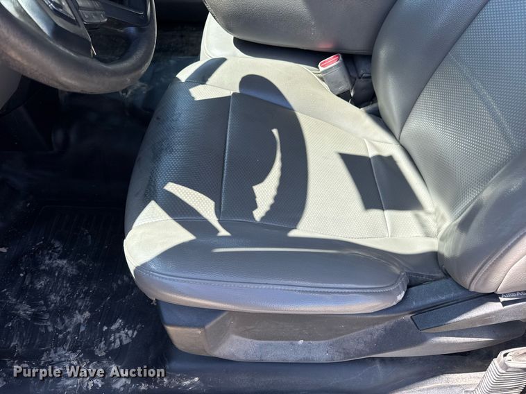 image for item EN4547 2015 Ford F150 XL SuperCrew pickup truck