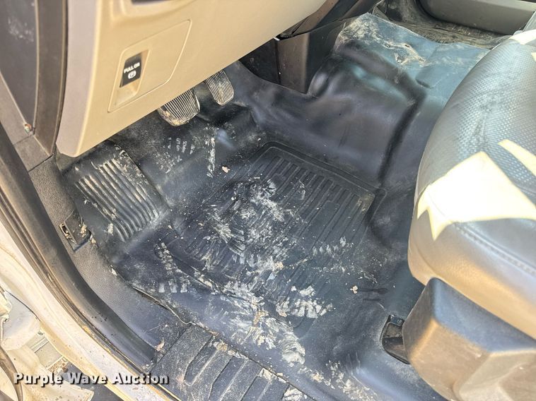 image for item EN4547 2015 Ford F150 XL SuperCrew pickup truck