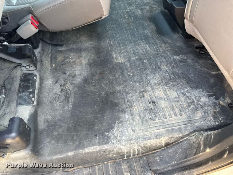 image for item EN4547 2015 Ford F150 XL SuperCrew pickup truck