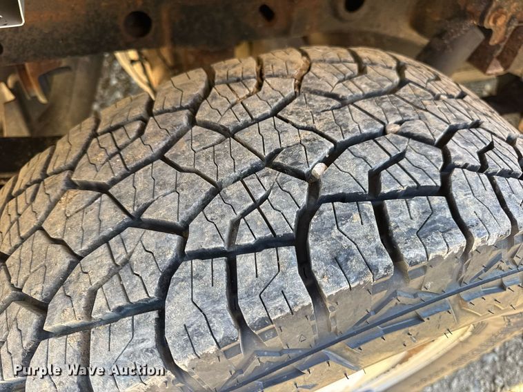 image for item EN4547 2015 Ford F150 XL SuperCrew pickup truck