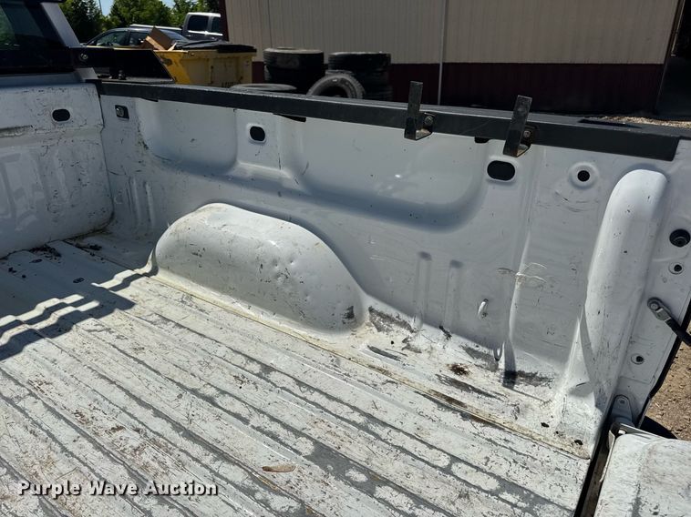 image for item EN4551 2016 Chevrolet Silverado 1500 Crew Cab pickup truck