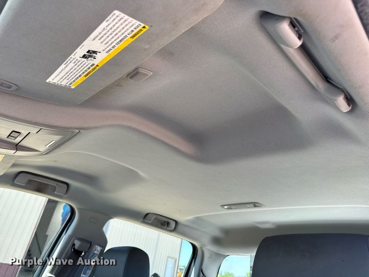 image for item EN4551 2016 Chevrolet Silverado 1500 Crew Cab pickup truck