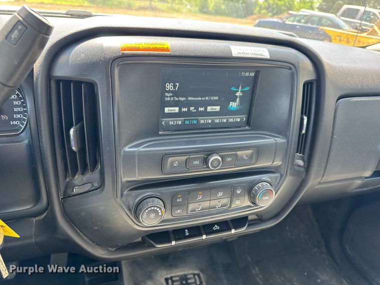 image for item EN4551 2016 Chevrolet Silverado 1500 Crew Cab pickup truck