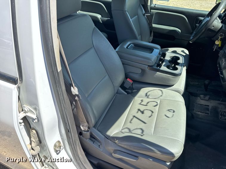 image for item EN4551 2016 Chevrolet Silverado 1500 Crew Cab pickup truck