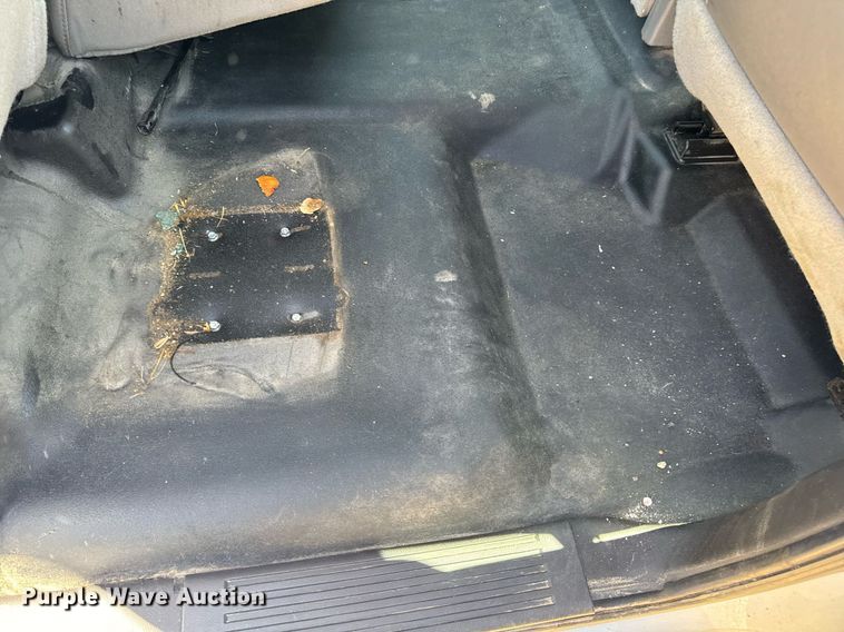 image for item EN4551 2016 Chevrolet Silverado 1500 Crew Cab pickup truck