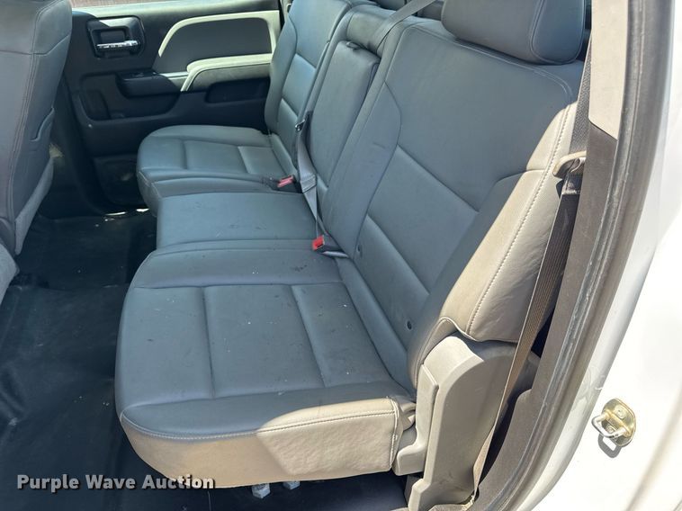 image for item EN4551 2016 Chevrolet Silverado 1500 Crew Cab pickup truck