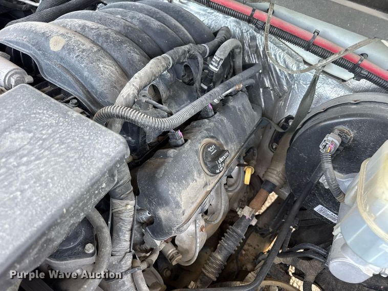 image for item EN4551 2016 Chevrolet Silverado 1500 Crew Cab pickup truck