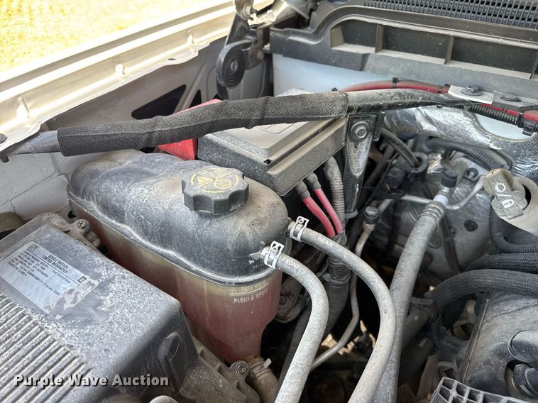 image for item EN4551 2016 Chevrolet Silverado 1500 Crew Cab pickup truck