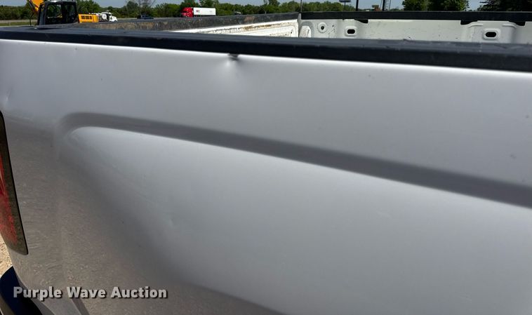 image for item EN4553 2015 Chevrolet Silverado 2500HD Crew Cab pickup truck