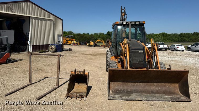 image for item EN4557 2004 Case 590 Super M Series 2 backhoe