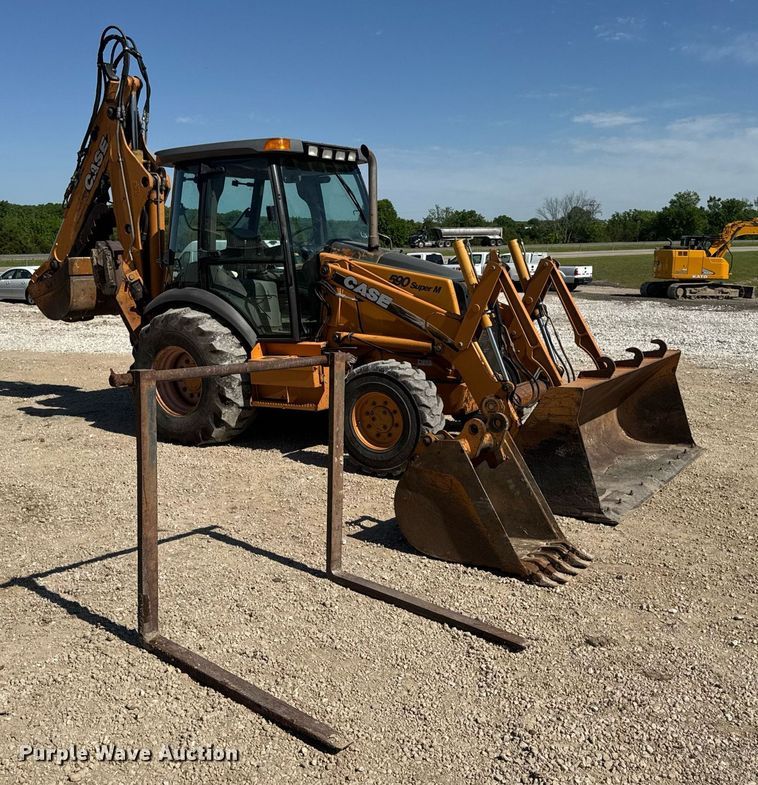 image for item EN4557 2004 Case 590 Super M Series 2 backhoe