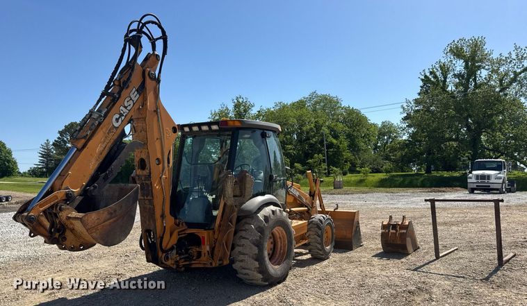 image for item EN4557 2004 Case 590 Super M Series 2 backhoe