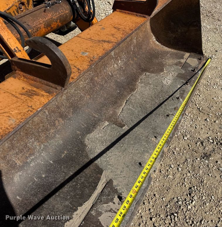 image for item EN4557 2004 Case 590 Super M Series 2 backhoe