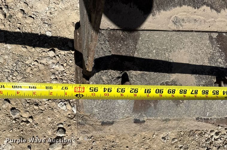 image for item EN4557 2004 Case 590 Super M Series 2 backhoe