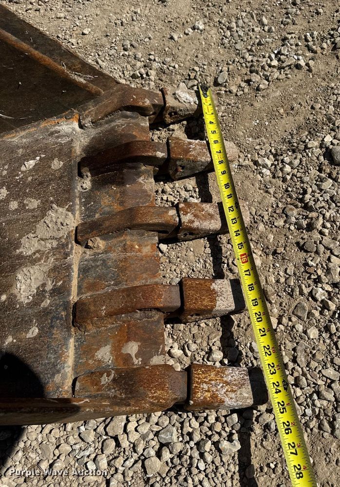 image for item EN4557 2004 Case 590 Super M Series 2 backhoe