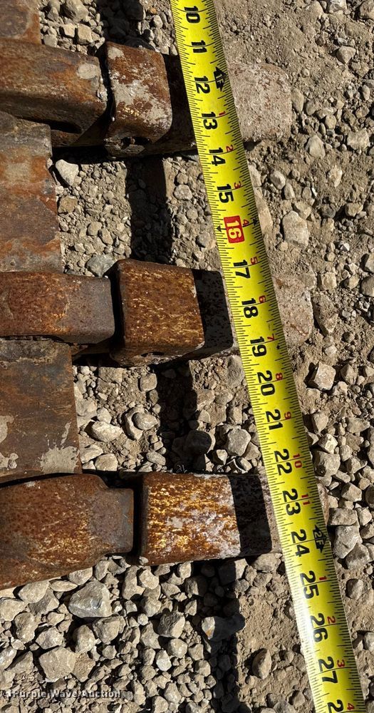 image for item EN4557 2004 Case 590 Super M Series 2 backhoe