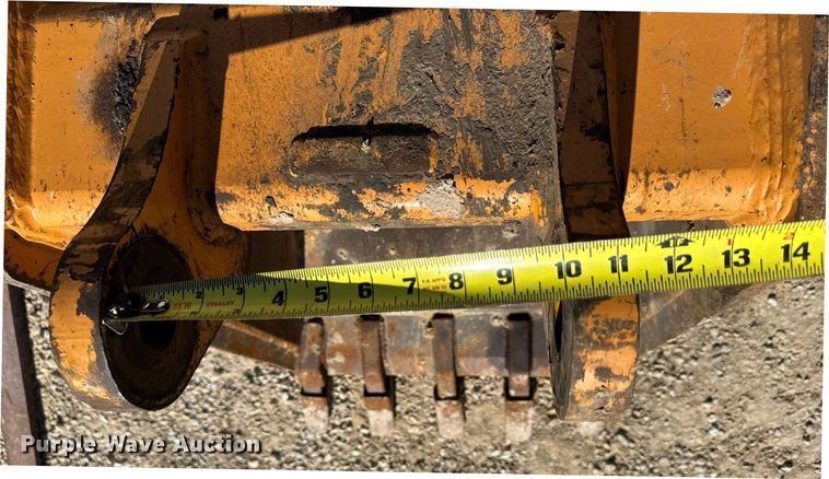 image for item EN4557 2004 Case 590 Super M Series 2 backhoe