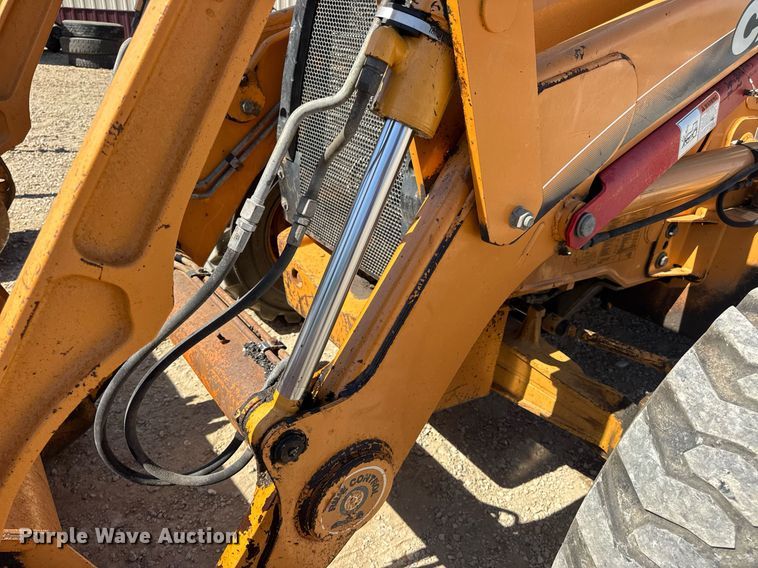 image for item EN4557 2004 Case 590 Super M Series 2 backhoe