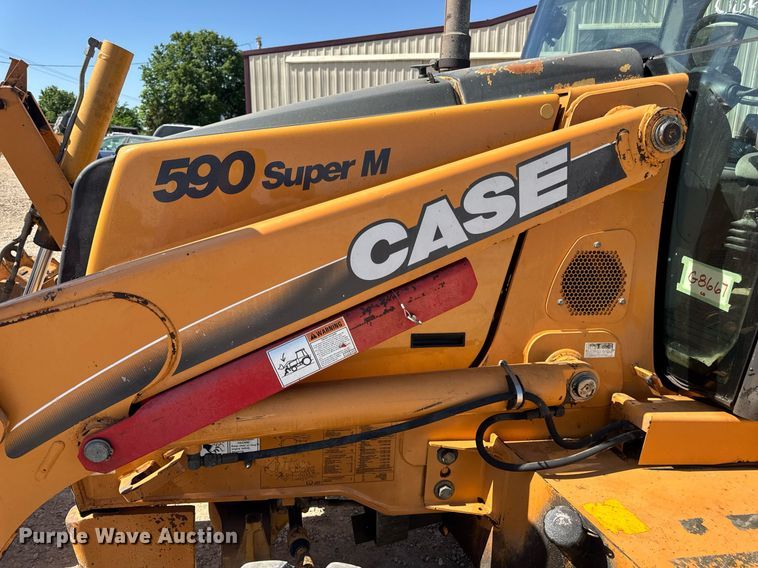 image for item EN4557 2004 Case 590 Super M Series 2 backhoe