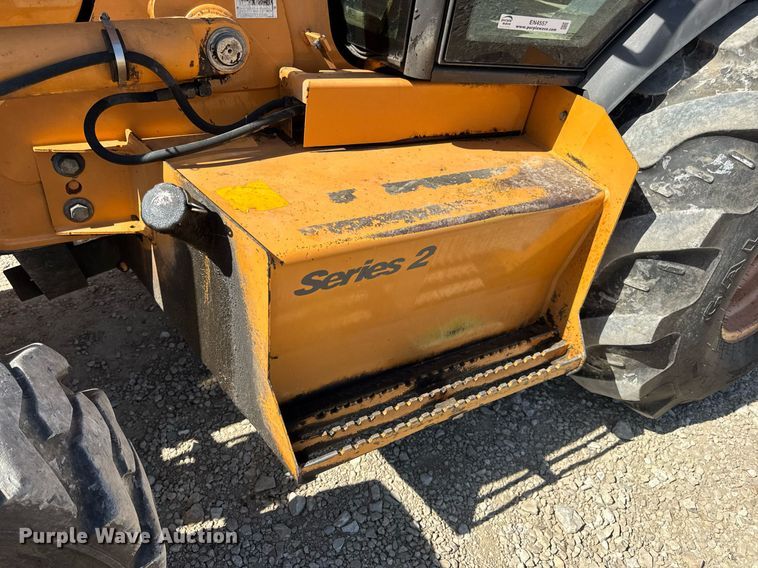 image for item EN4557 2004 Case 590 Super M Series 2 backhoe