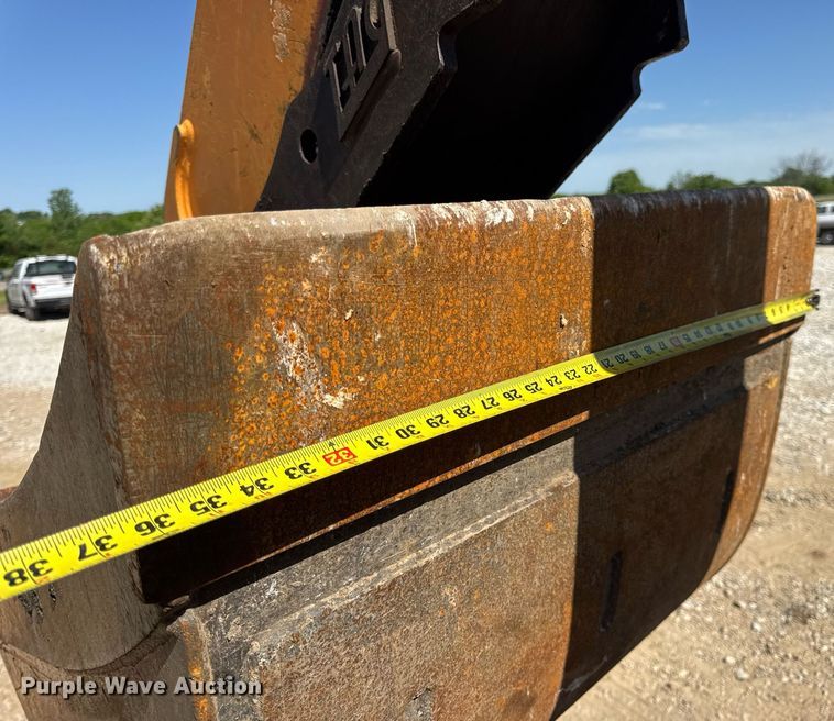 image for item EN4557 2004 Case 590 Super M Series 2 backhoe