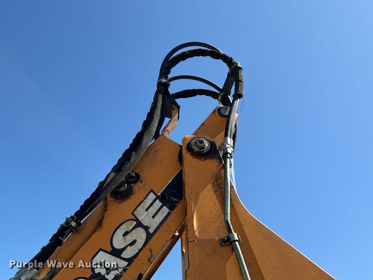 image for item EN4557 2004 Case 590 Super M Series 2 backhoe