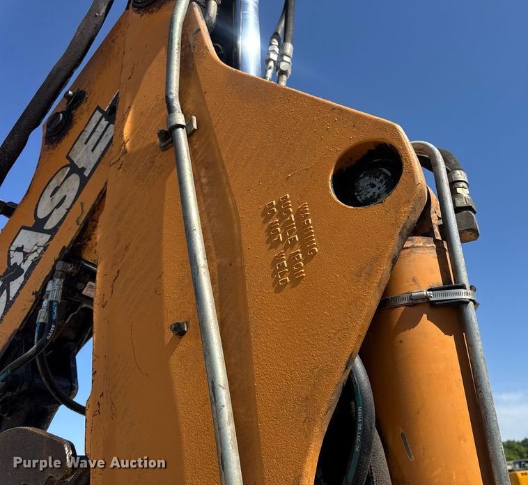 image for item EN4557 2004 Case 590 Super M Series 2 backhoe