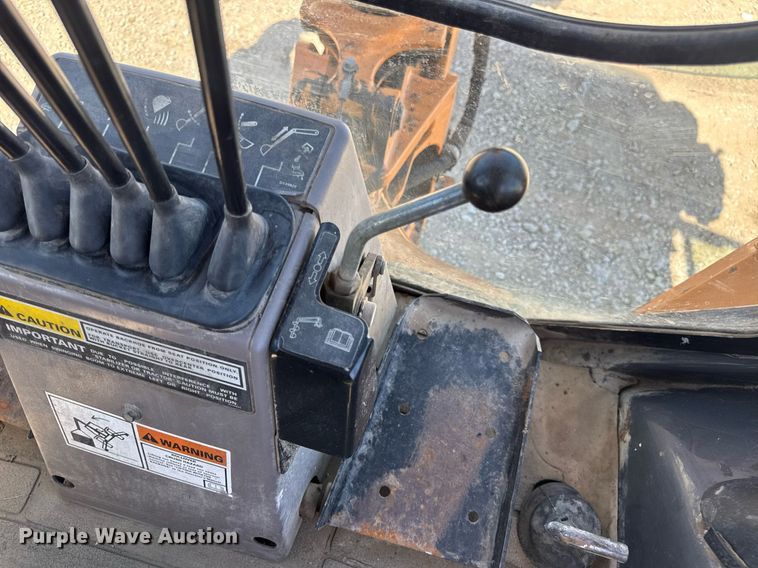 image for item EN4557 2004 Case 590 Super M Series 2 backhoe