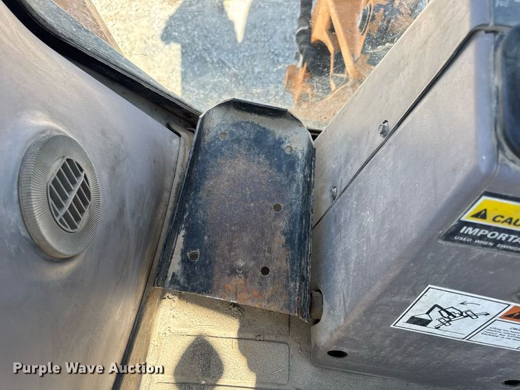 image for item EN4557 2004 Case 590 Super M Series 2 backhoe