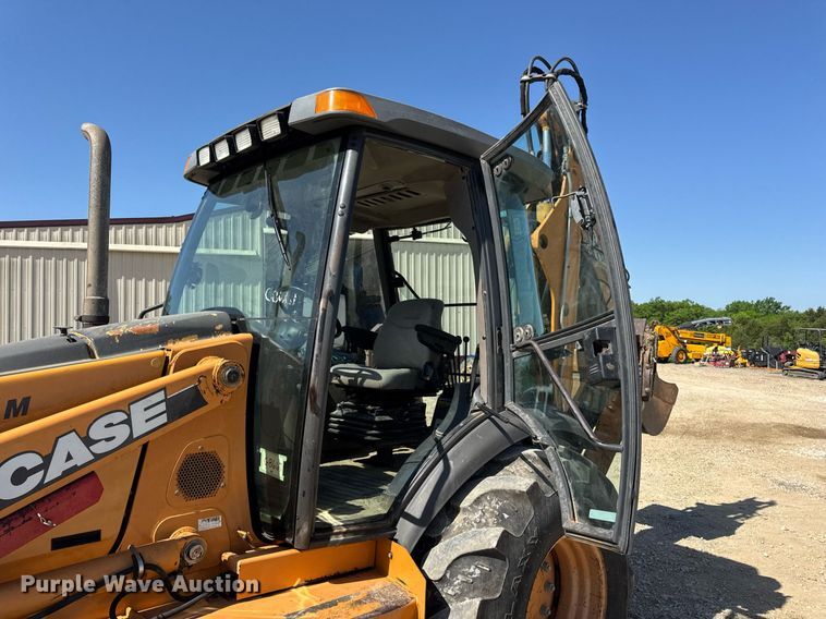 image for item EN4557 2004 Case 590 Super M Series 2 backhoe