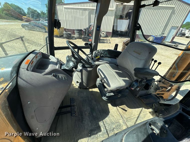 image for item EN4557 2004 Case 590 Super M Series 2 backhoe