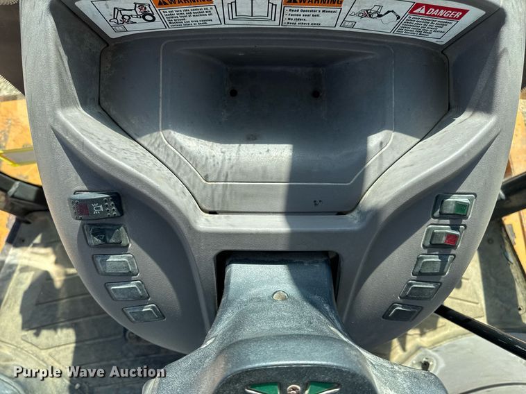 image for item EN4557 2004 Case 590 Super M Series 2 backhoe