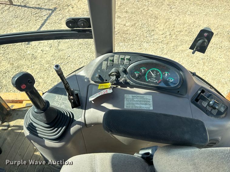 image for item EN4557 2004 Case 590 Super M Series 2 backhoe