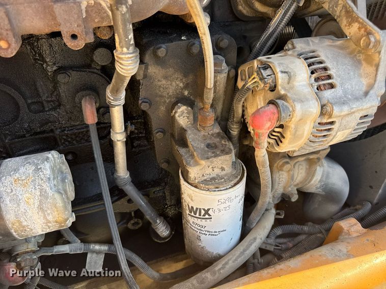 image for item EN4557 2004 Case 590 Super M Series 2 backhoe