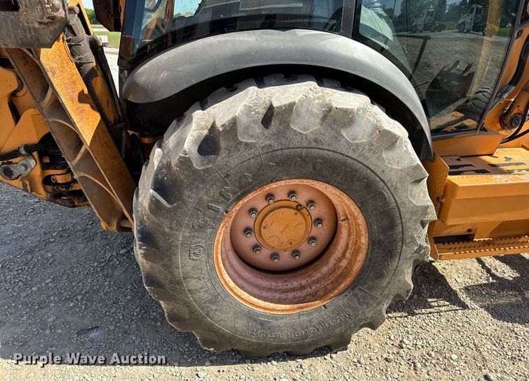 image for item EN4557 2004 Case 590 Super M Series 2 backhoe