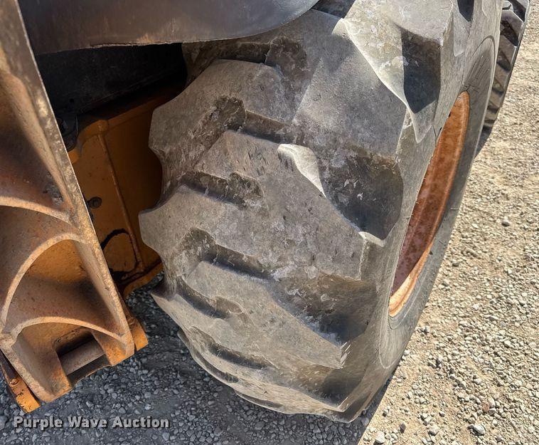 image for item EN4557 2004 Case 590 Super M Series 2 backhoe