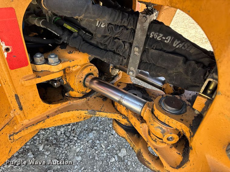 image for item EN4558 2007 Case 590 Super M Series 2 backhoe