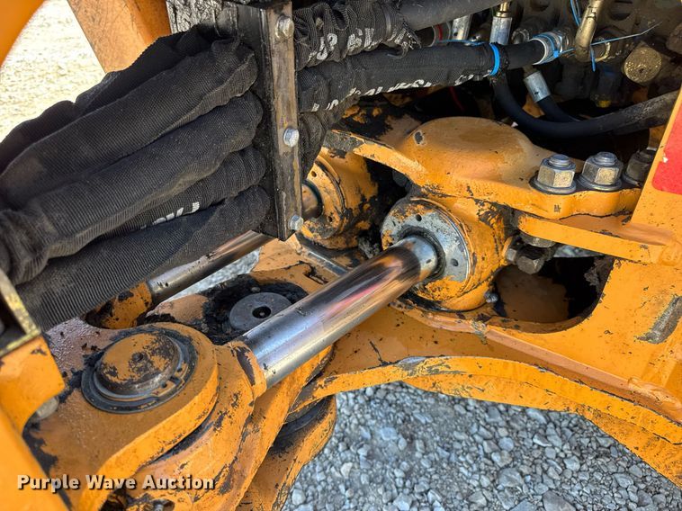 image for item EN4558 2007 Case 590 Super M Series 2 backhoe