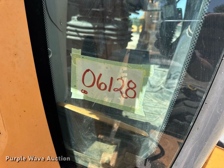 image for item EN4558 2007 Case 590 Super M Series 2 backhoe