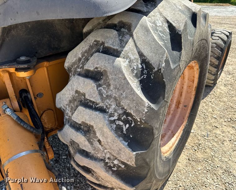 image for item EN4558 2007 Case 590 Super M Series 2 backhoe