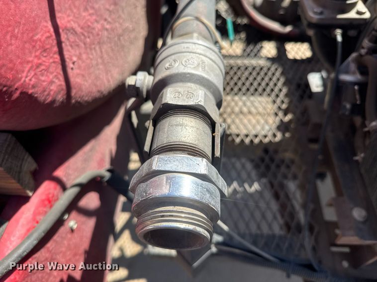 image for item EQ1309 1989 International S1800 fire truck