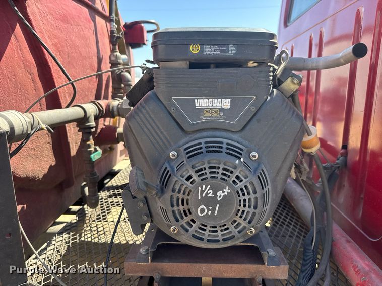 image for item EQ1309 1989 International S1800 fire truck