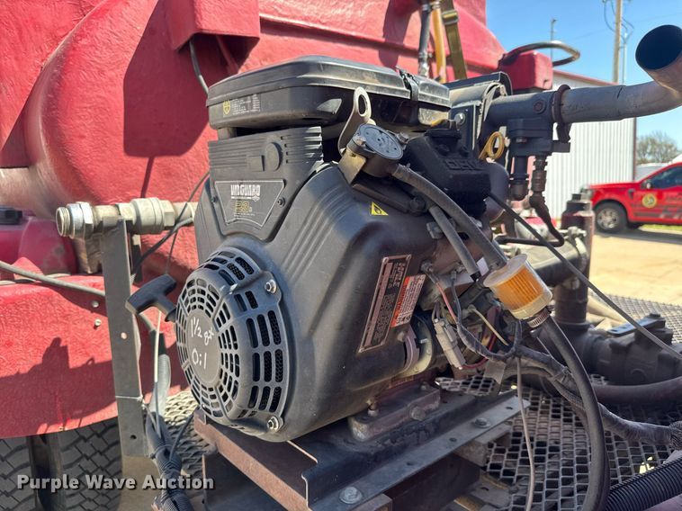 image for item EQ1309 1989 International S1800 fire truck