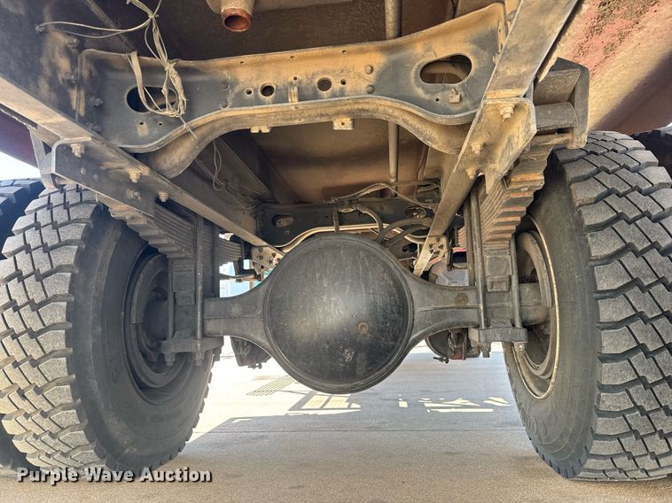 image for item EQ1309 1989 International S1800 fire truck