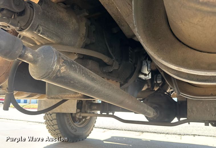 image for item EQ1309 1989 International S1800 fire truck