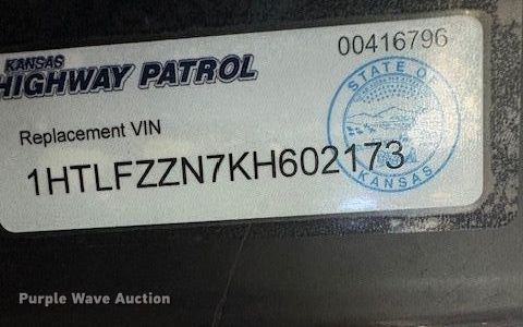 image for item EQ1309 1989 International S1800 fire truck