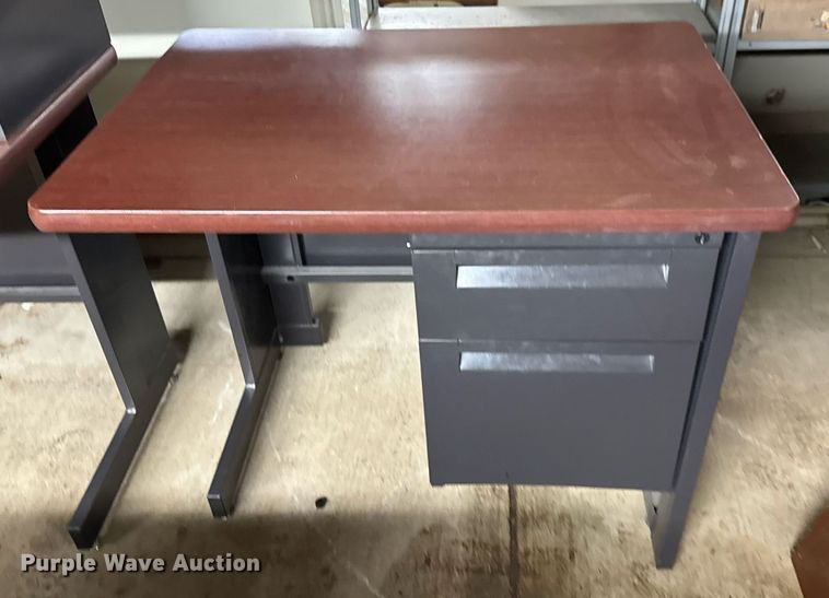 image for item EQ1348 (3) desks