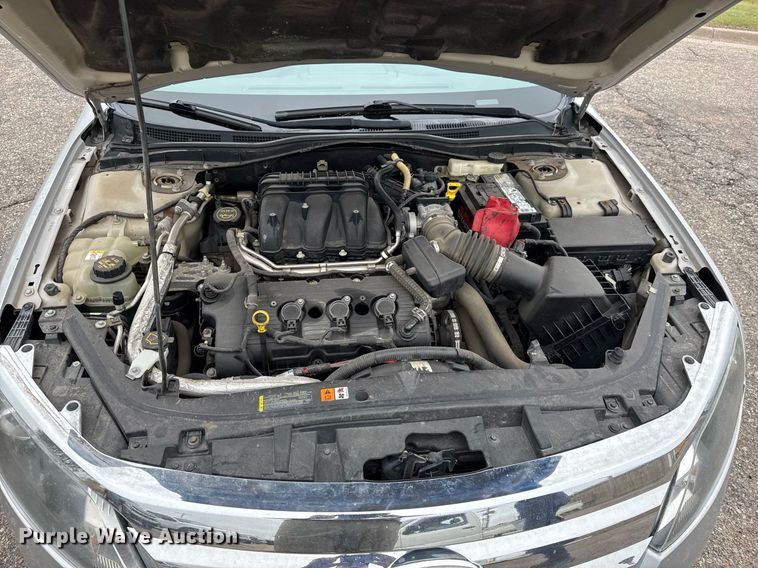 image for item EQ1411 2010 Ford Fusion 