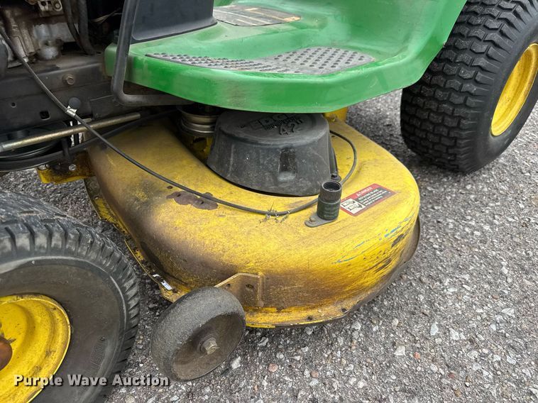 image for item EQ1413 2010 John Deere D110 lawn mower