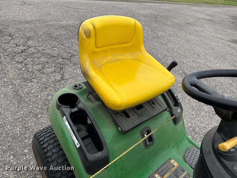 image for item EQ1413 2010 John Deere D110 lawn mower